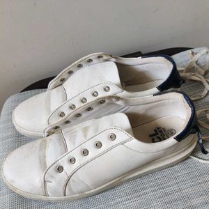 Women Sneakers - USED