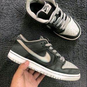 NIKE AIR FORCE 1 SKELTON