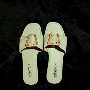 Women Toe Flats