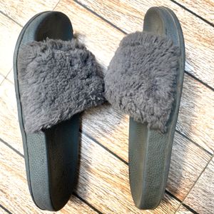 Grey Flurry Slipper