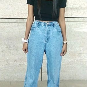 Neck Cut Crop Top