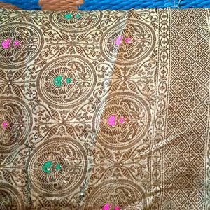 OFFERRRRRR 🔥New Gold And Brown Zari Saree👍 BLOUS