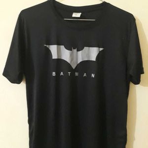 "Batman Black Logo T-Shirt"