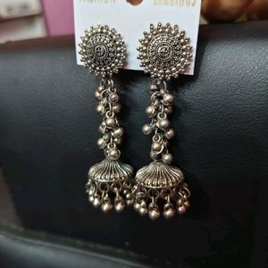 Silver Jhumka & Nose pin Combo