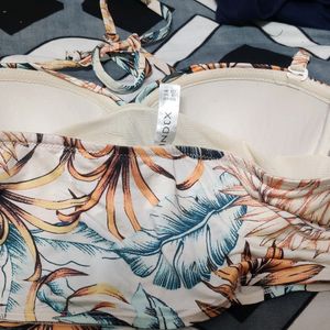 Built In Bra Floral Uptie Top