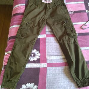 Almost New And Unused Cargo Pant