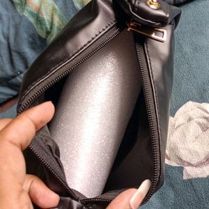 Mac Black Travel Pouch