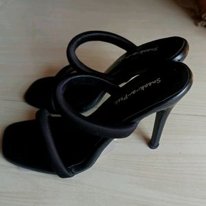 Beautiful Heels 🖤