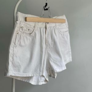 Pretty Tops,shorts & Kurtiset