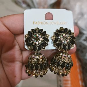 Colour Jhumka