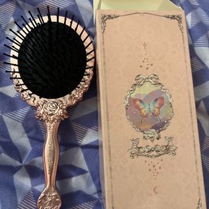 🔻SALE 🔻Flower Knows Designer Hairbrush