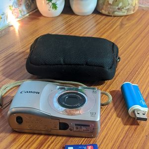 Canon Cybershot 1200 Point And Shoot Camera