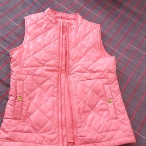 New Benetton 💗   quilted padded jacket for girls (Original United colours of benetton 💯)