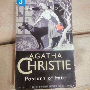 Set Of 7 Agatha Christie Books