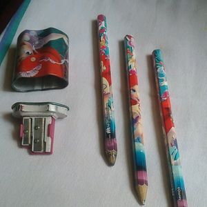 Glorious Disney Pencil Set Of 3 And Sharpner