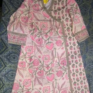 GRECIILOOKS Kurta Set