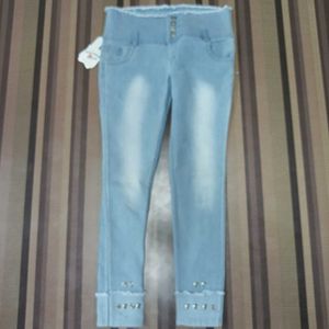 Z-49 Size-32 (Sale) Latest Ladies high waist Jeans