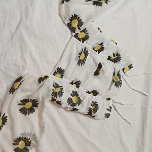 PRICE DROP!! FLORAL DAISY CROP TOP