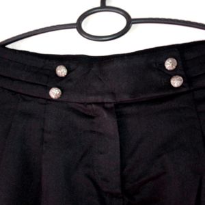 Clovis Women Shorts