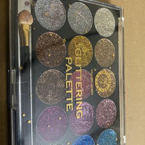 Colors Queen Glittering Pallete