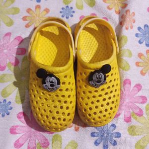 KIDS CROCS TYPE MICKEY MOUSE FOOTWEAR