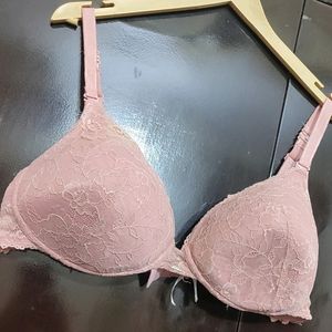 Peach Color Bra Lingeris For Girl Or Woman 38 Bust