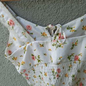 White Floral Crop Top