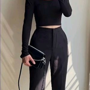 High-waisted Black 🖤 Pants With Pockets