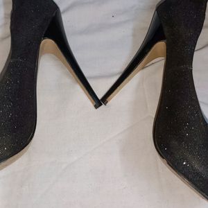 ⚫Glittery Black Shinny Heels 👠🔥
