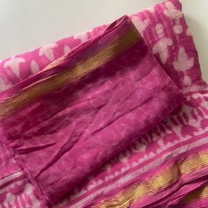 Soft Cotton Saree With Blouse