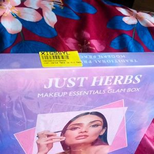 Just Herbs Makeup Glam Kit✨