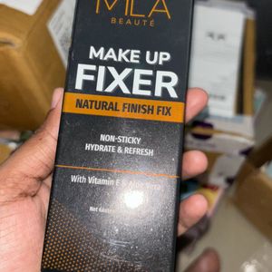 Mila Beauty Compact And Makeup Fixer