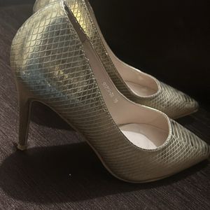 Lavie Gold Pumps