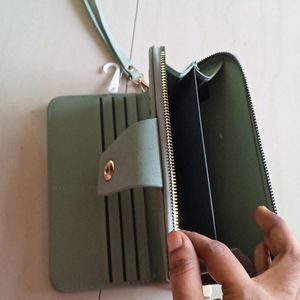 New Clutch Without Price Tag