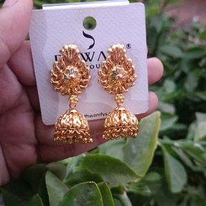 Golden Jhumka