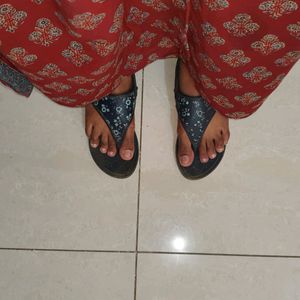 Beach Footwear / Desi