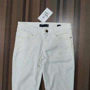 U-53 Size 30 Slim Fit Women Denim Jeans