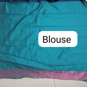 Heavy Weaving Reach Pallu And Border Banarasi Sari