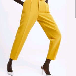 Formal imported trousers in light yellow color