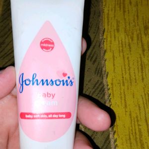 Jhonson Baby Cream