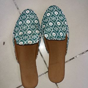 Jaipuri Embroidered Sandles