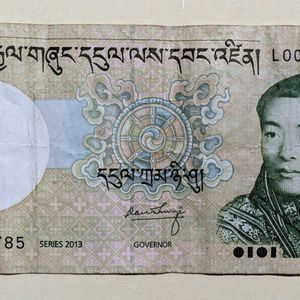 Bhutan 🇧🇹 Currency 20, 10 NGULTRUM