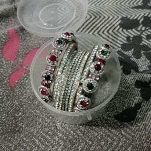 Beautiful Jarkan Stone Bangles For Partyware