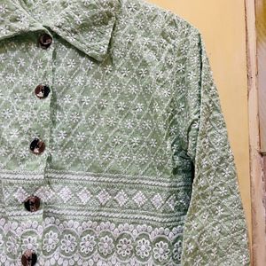 Short Chikankari Kurti