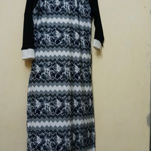 Black And White Long Kurti With Three Fourth Sleev