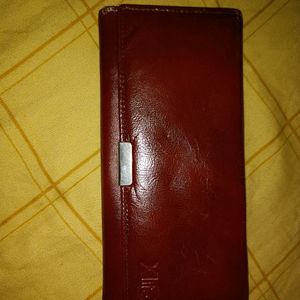 Portable Hand Wallet