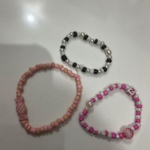 Stretchable Lettered Bracelets ( Customisable)