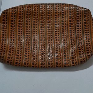 Women's Hand Purse.