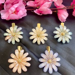 Trendy Crystal Flower Hair Clips