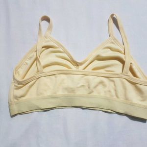 BRAND NEW SPORTS BRA BY BODYRHYME